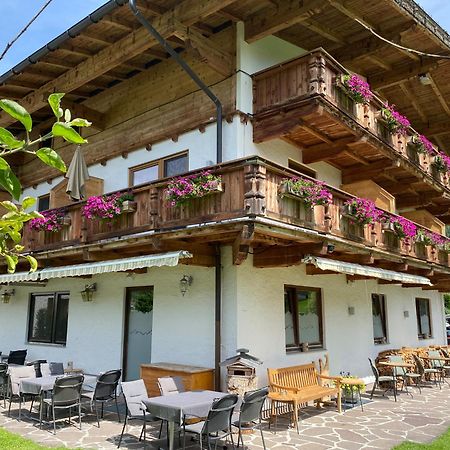 Hotel Acherl 阿亨基希 外观 照片