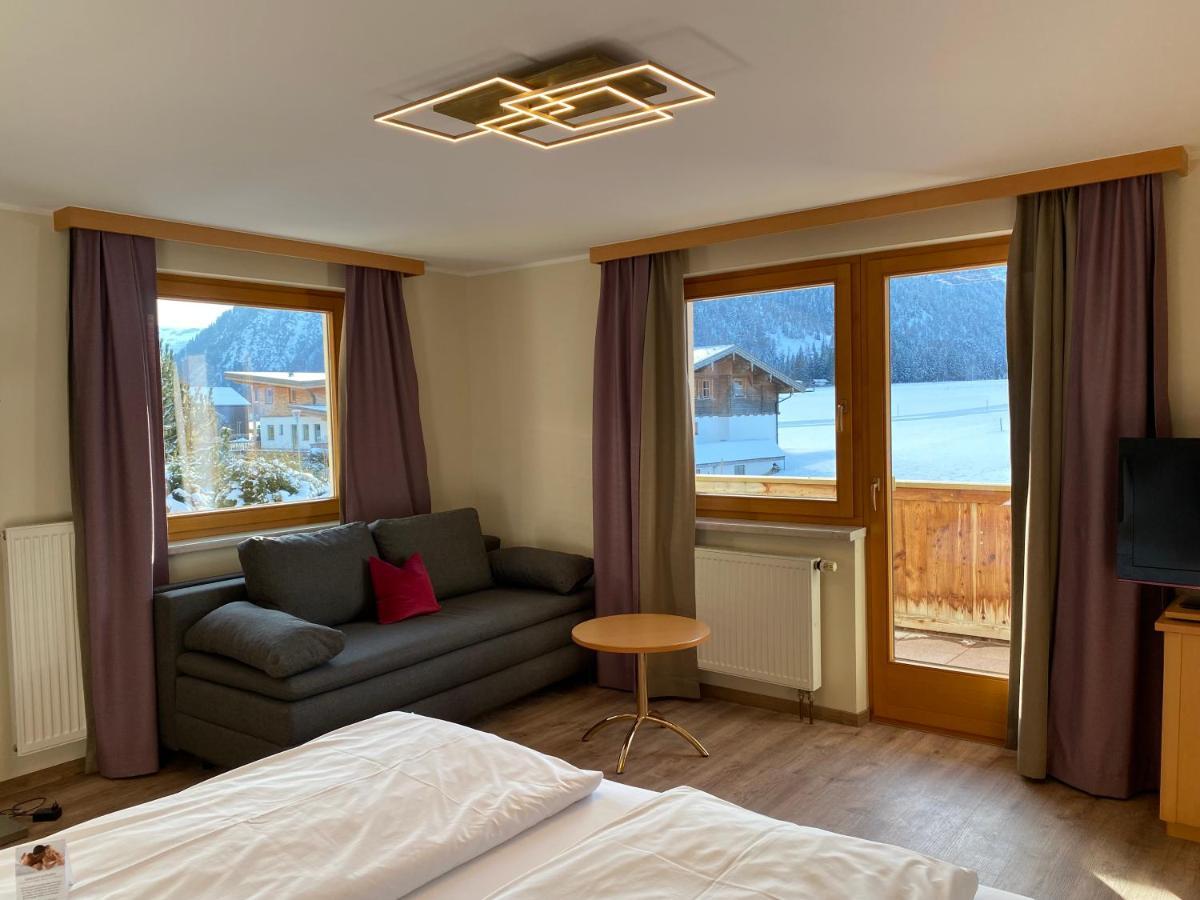 Hotel Acherl 阿亨基希 外观 照片