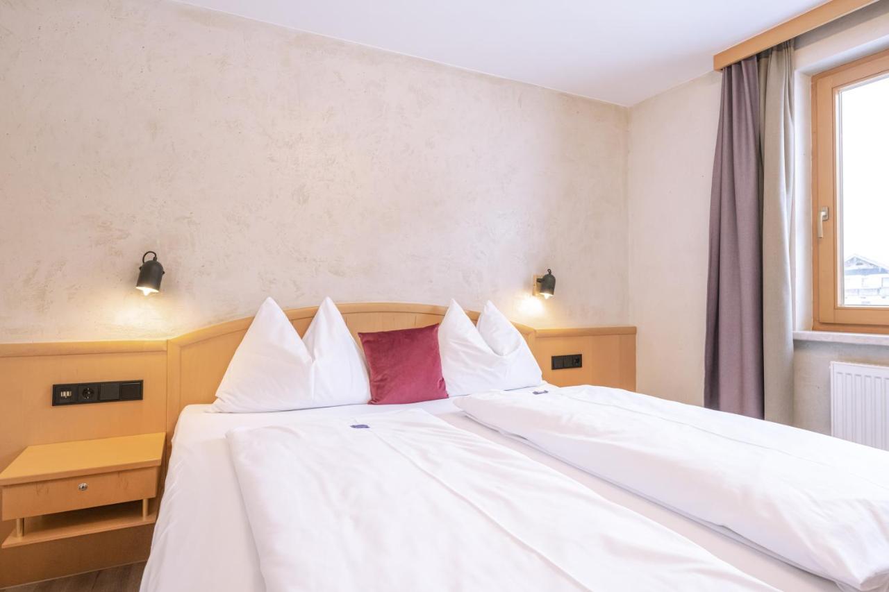 Hotel Acherl 阿亨基希 外观 照片