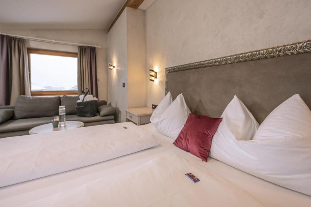 Hotel Acherl 阿亨基希 外观 照片