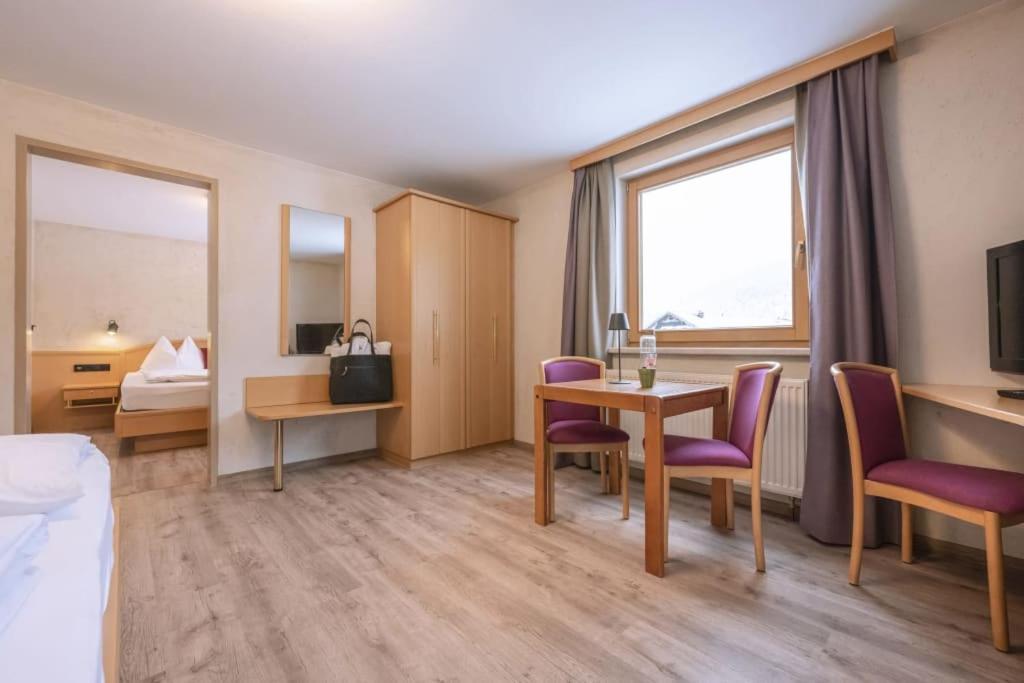 Hotel Acherl 阿亨基希 外观 照片